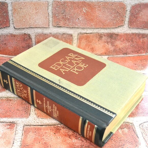 Vintage Book Collection Of Edgar Allan Poe 1985 Hard Cover Gold Edge Pages - Picture 2 of 7